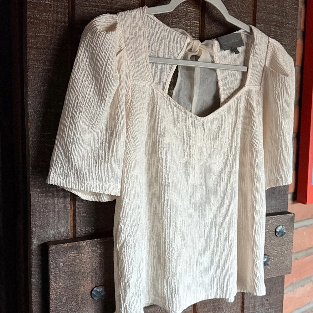 Anthro Sunday in Brooklyn size XS cream blouse ribbon tie back feminine elegant